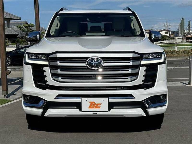 LAND CRUISER