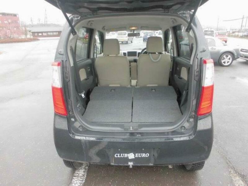 WAGON R