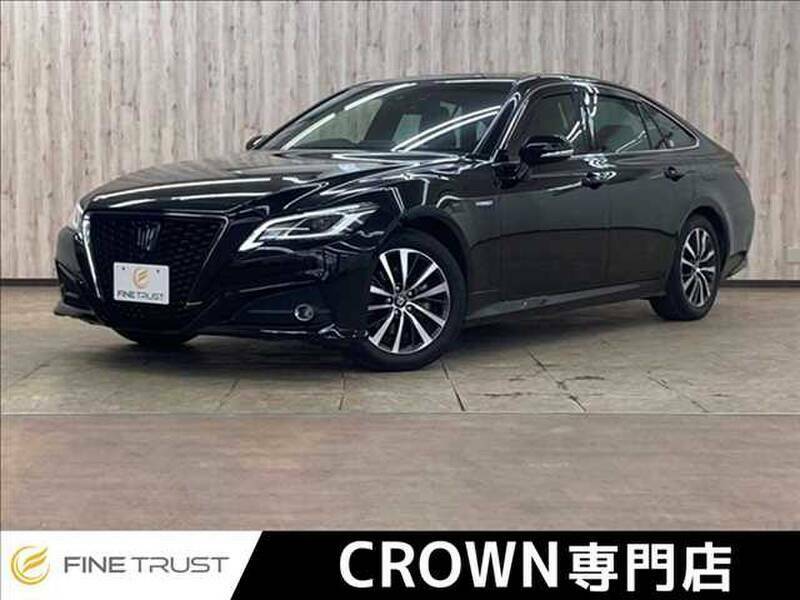 TOYOTA CROWN