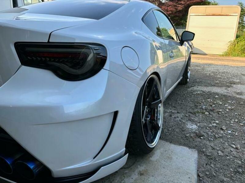 86