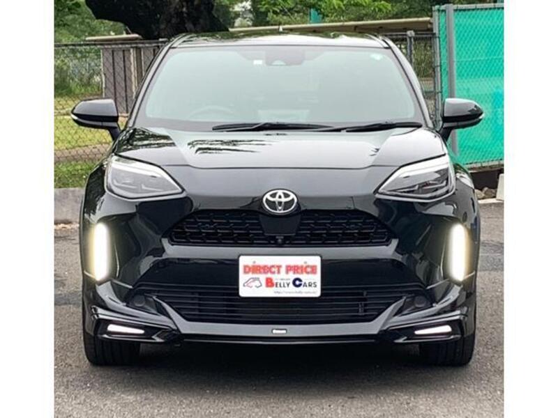 YARIS CROSS