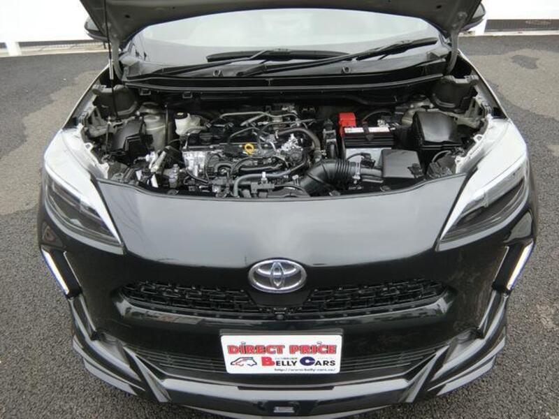 YARIS CROSS