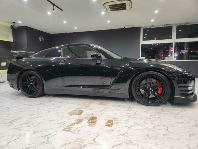 GT-R