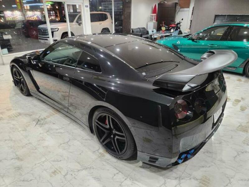 GT-R
