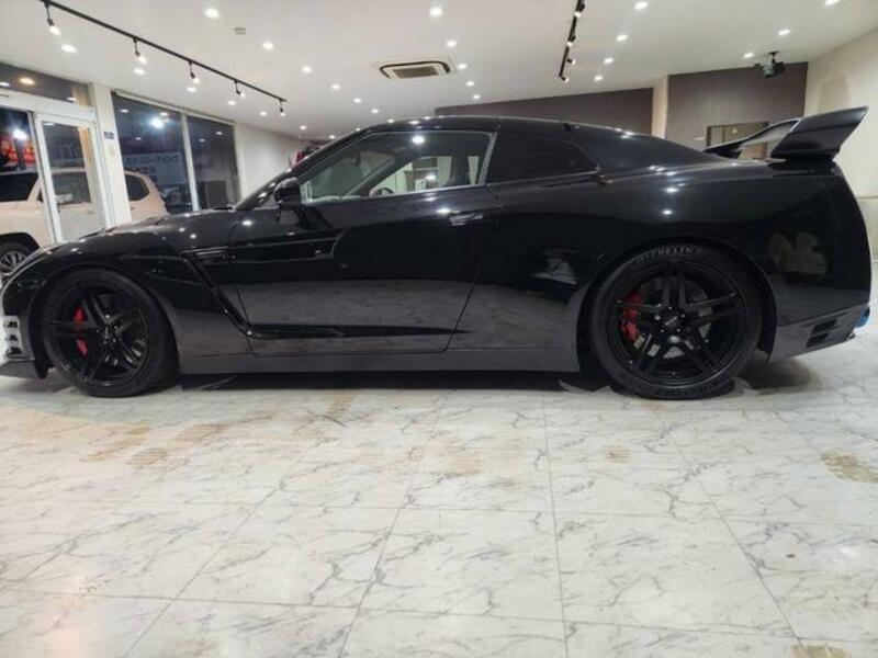 GT-R