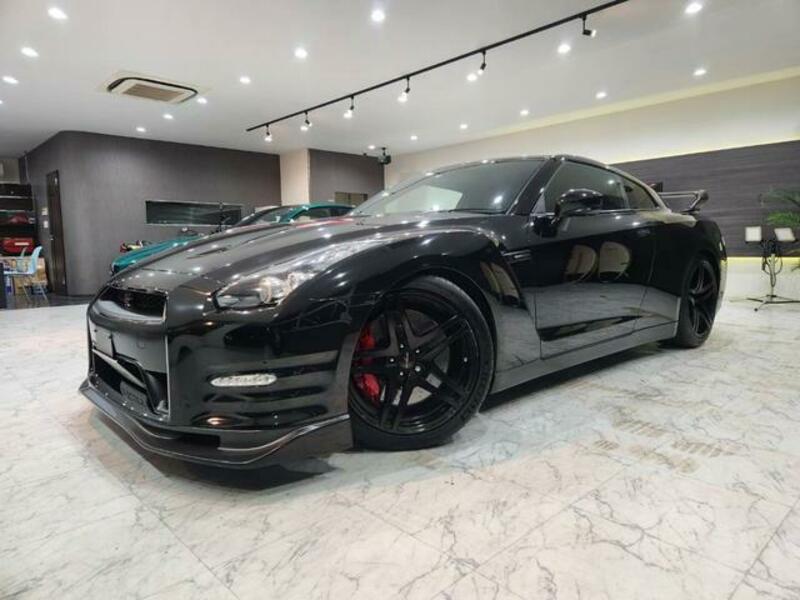 GT-R-0