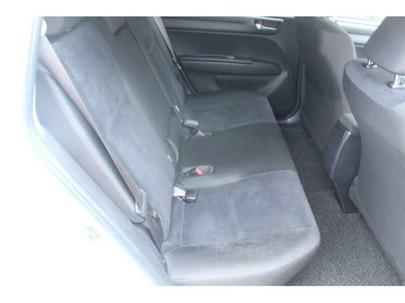 COROLLA FIELDER