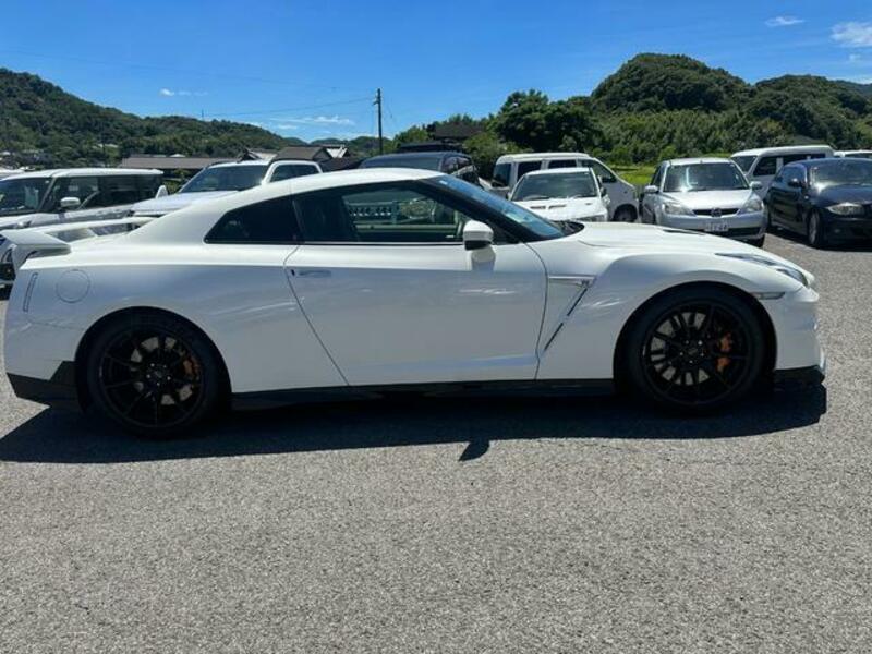 GT-R