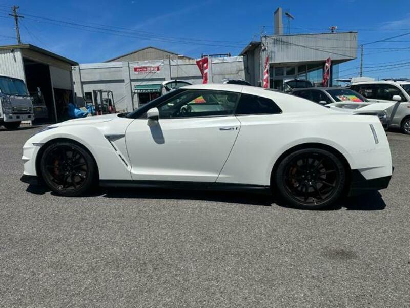 GT-R