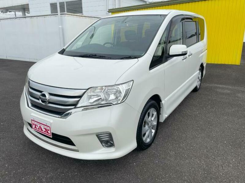 NISSAN SERENA