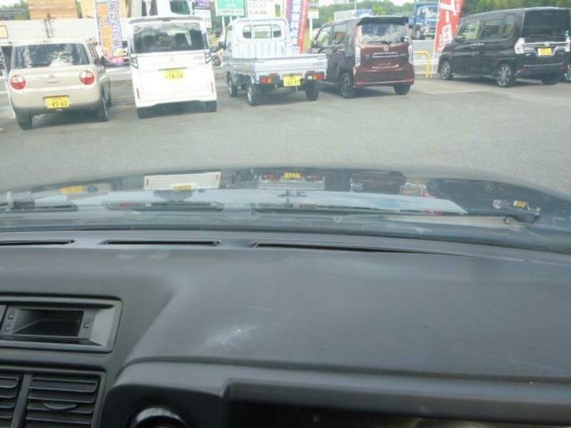 COROLLA LEVIN