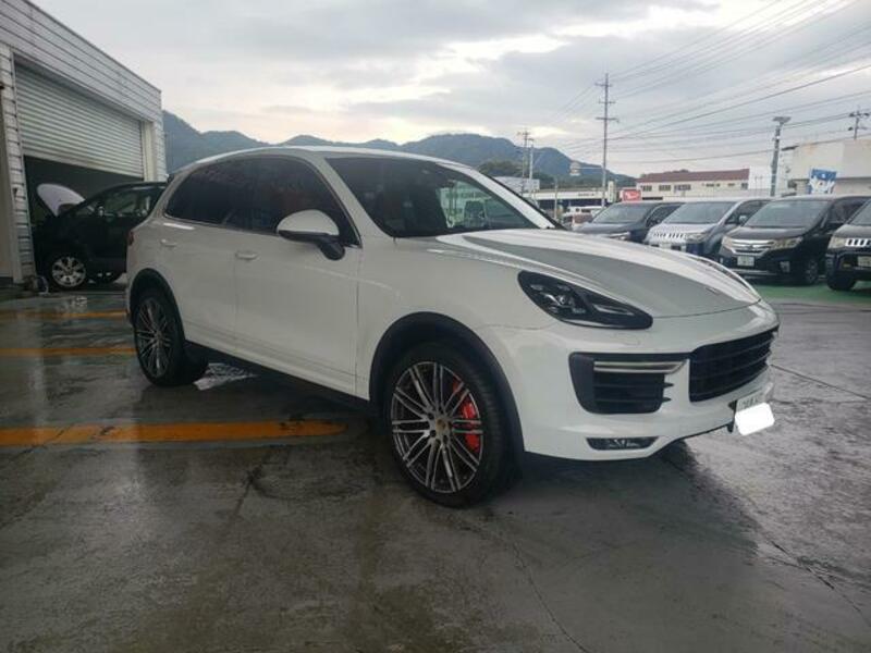 CAYENNE