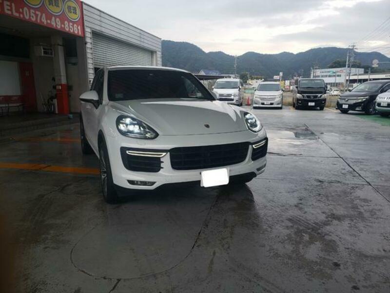 CAYENNE