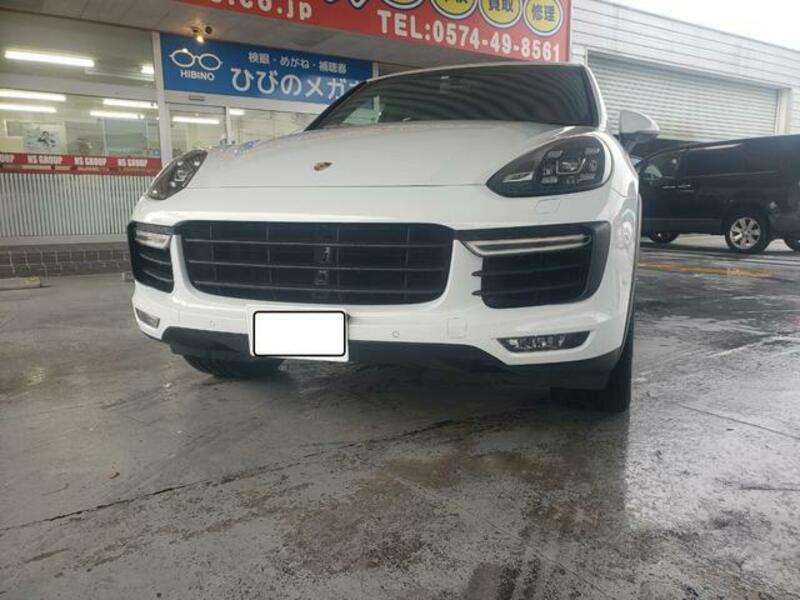 PORSCHE CAYENNE