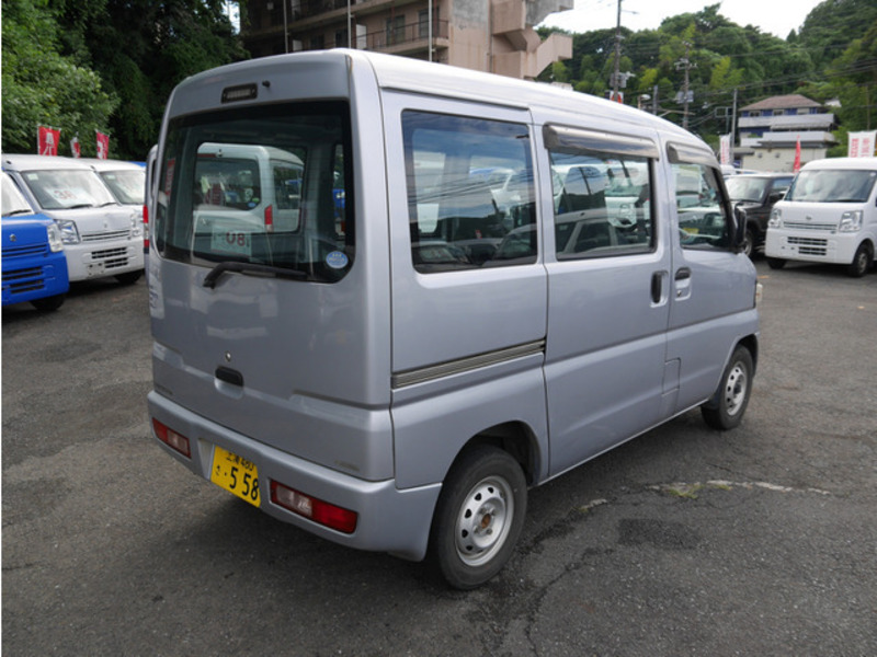 MINICAB VAN