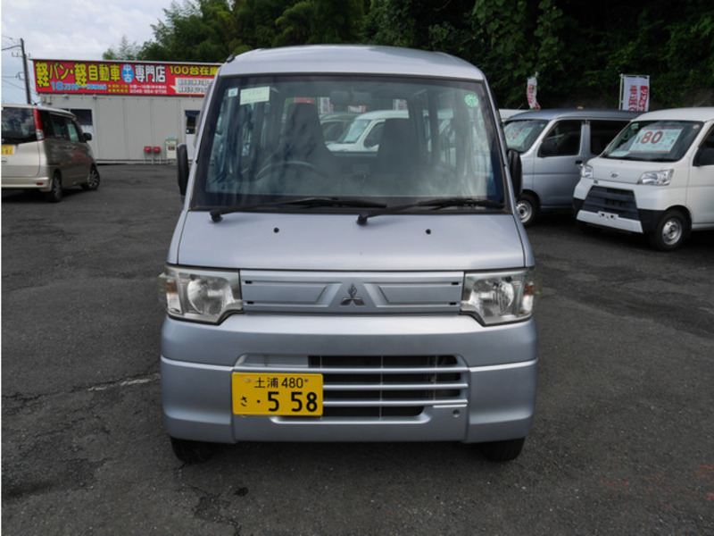 MINICAB VAN