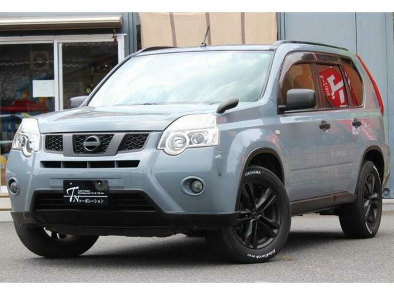 X-TRAIL