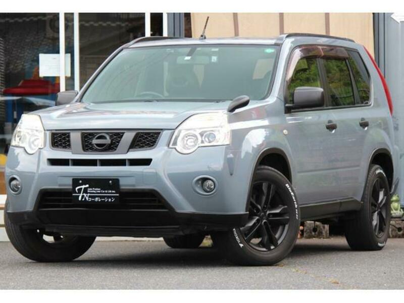 X-TRAIL