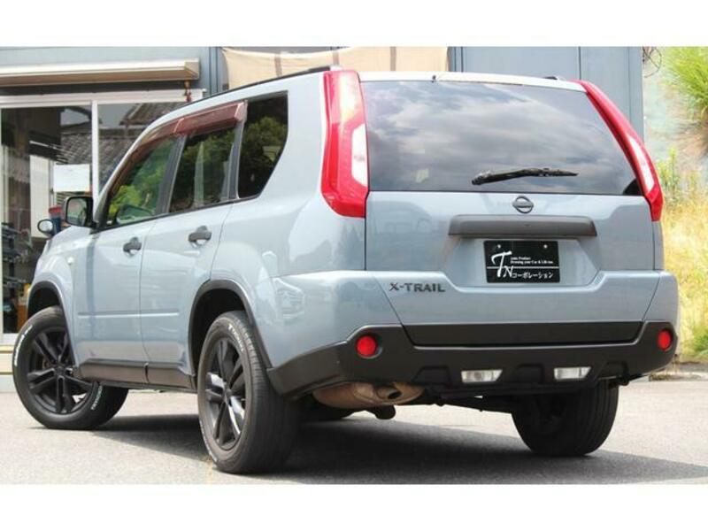 X-TRAIL