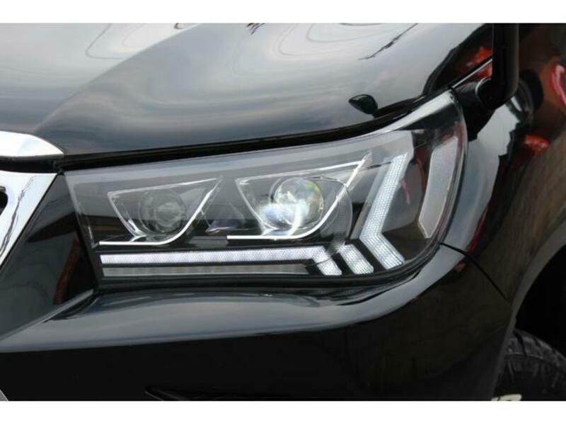 HILUX