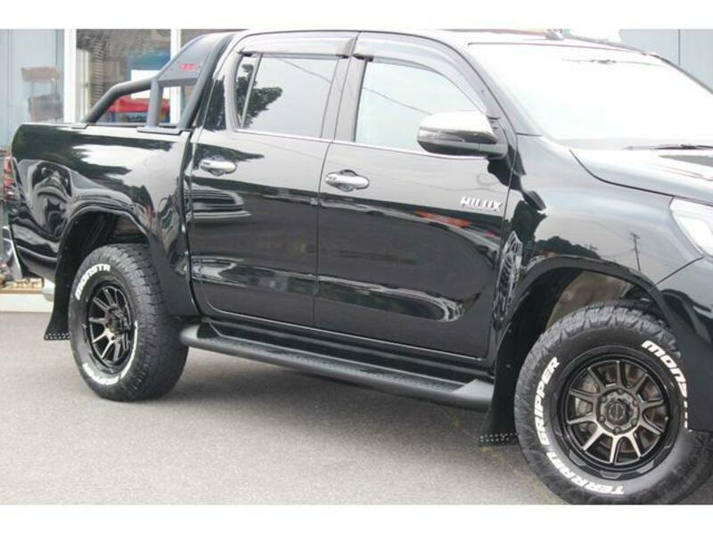 HILUX
