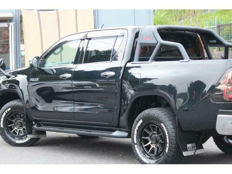 HILUX