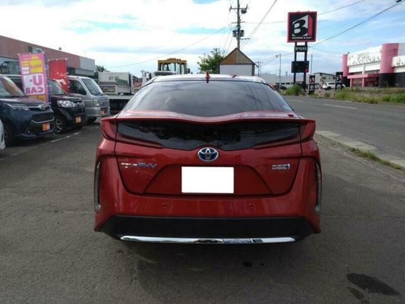 PRIUS PHV