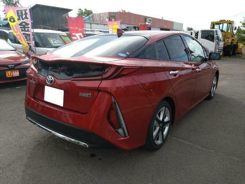 PRIUS PHV