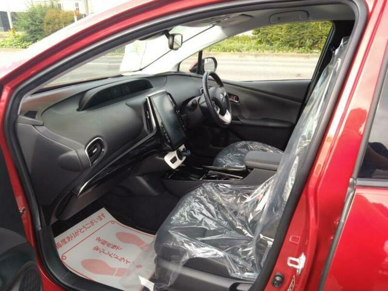 PRIUS PHV