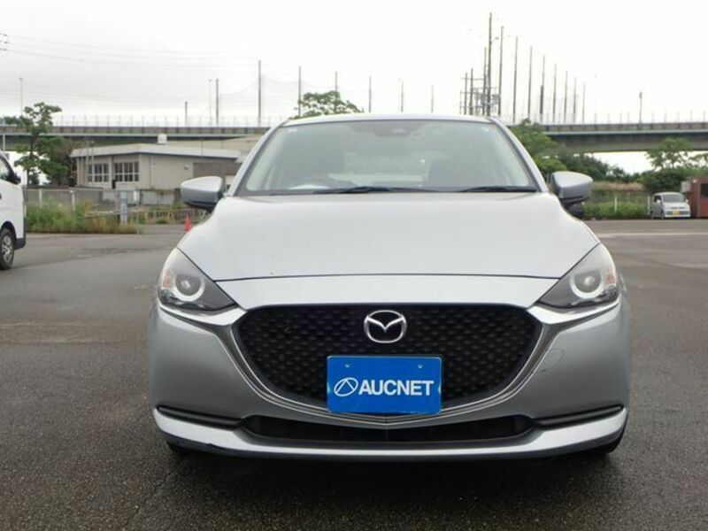 MAZDA2