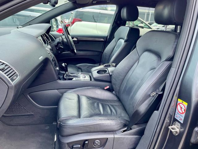 Q7