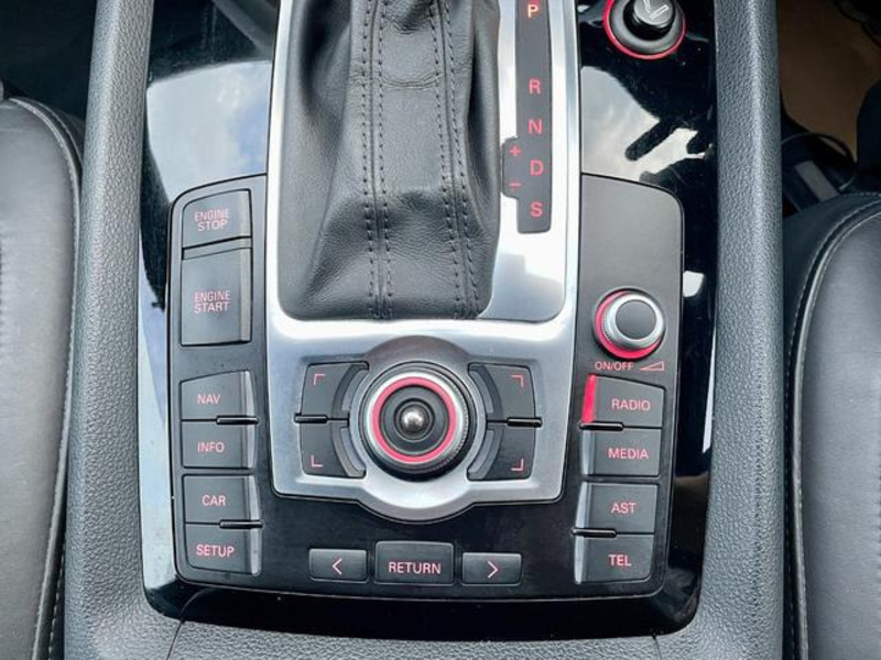 Q7