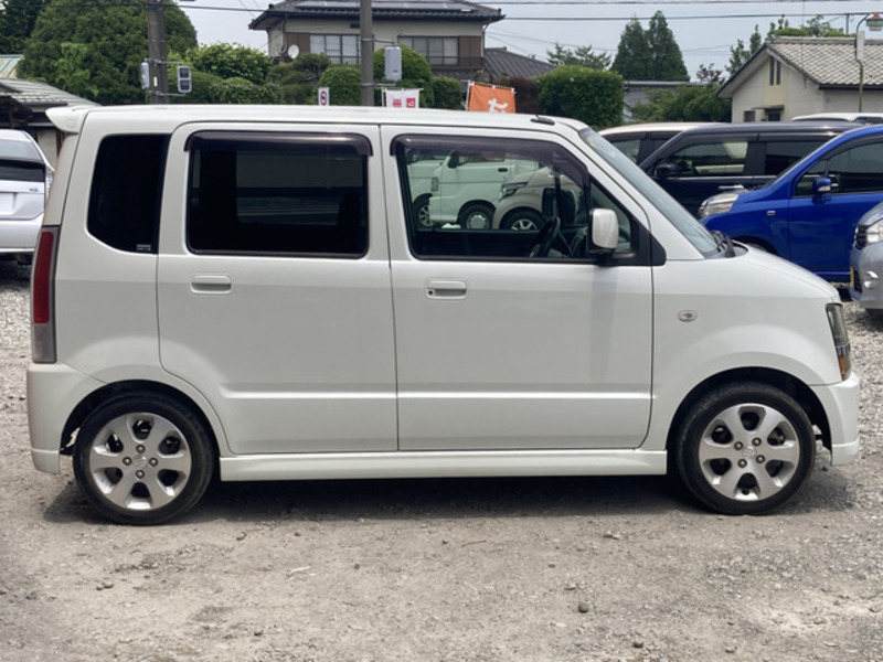 WAGON R