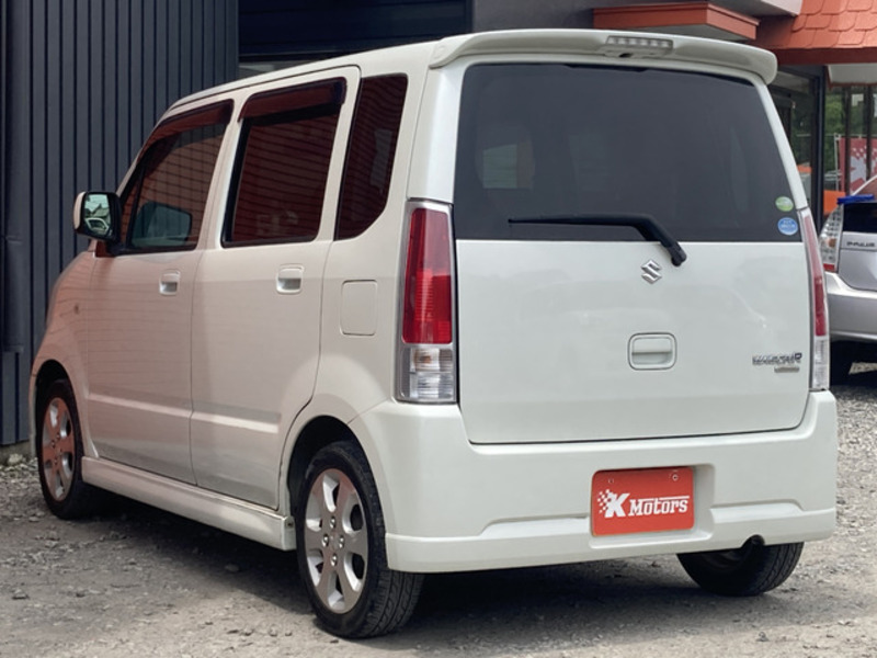WAGON R