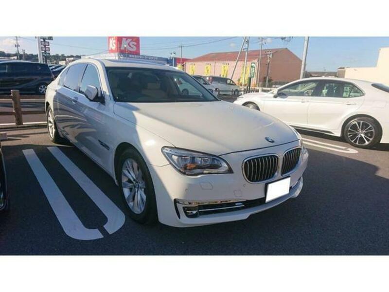BMW 7 SERIES
