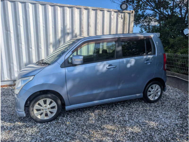 WAGON R