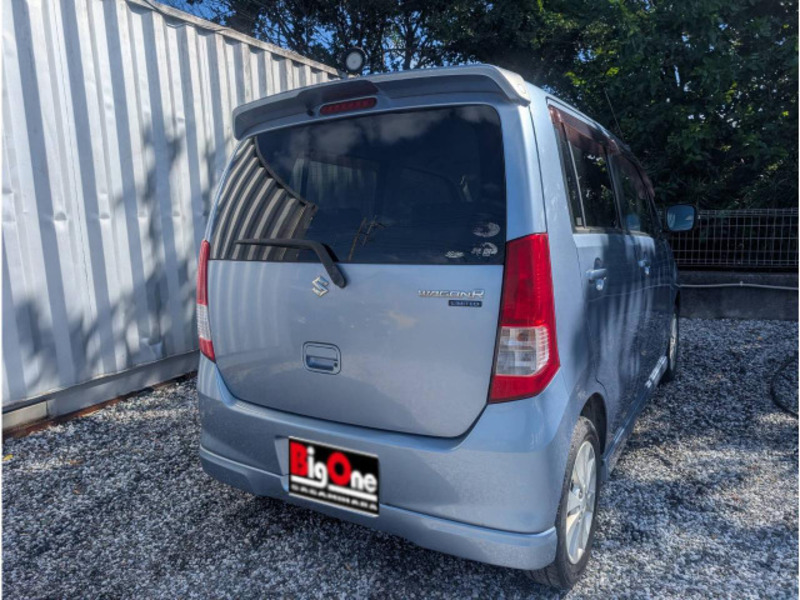 WAGON R