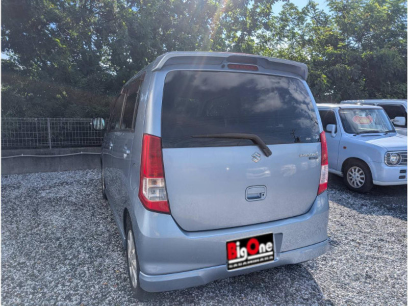 WAGON R