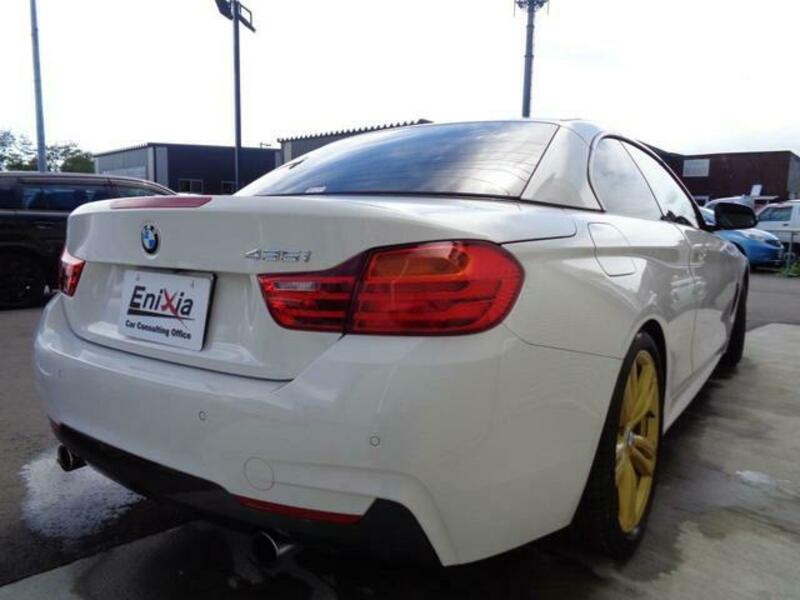 4 SERIES