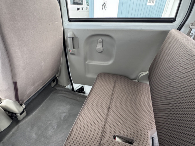 MINICAB VAN