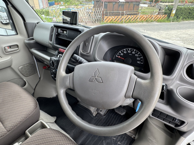 MINICAB VAN