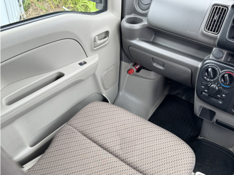MINICAB VAN