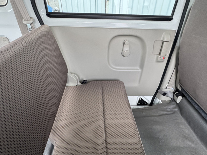 MINICAB VAN