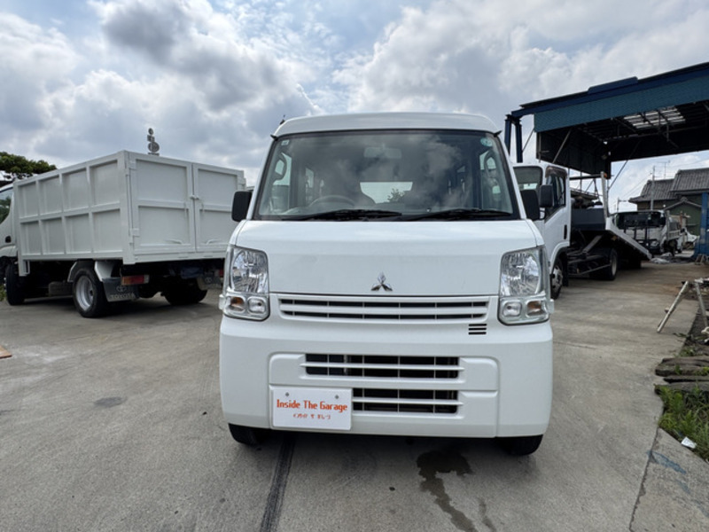 MINICAB VAN