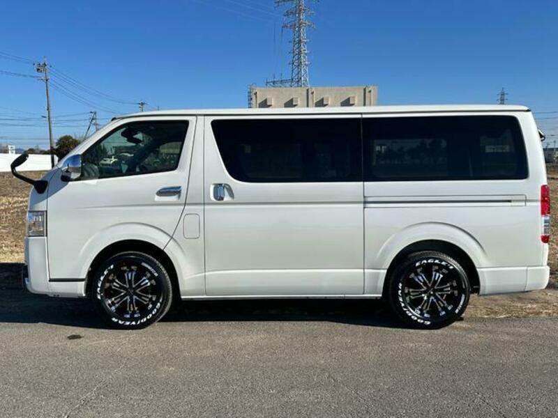 HIACE VAN