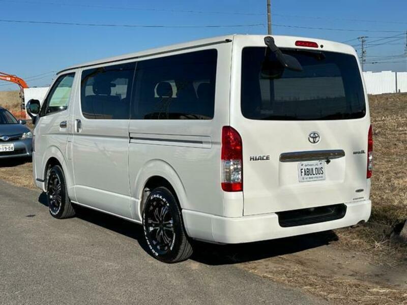 HIACE VAN