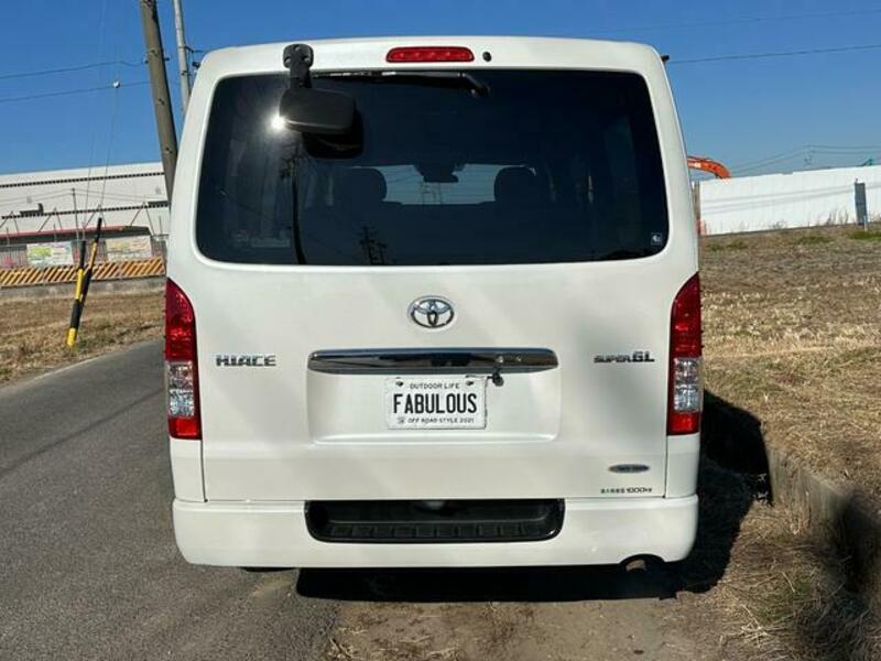 HIACE VAN