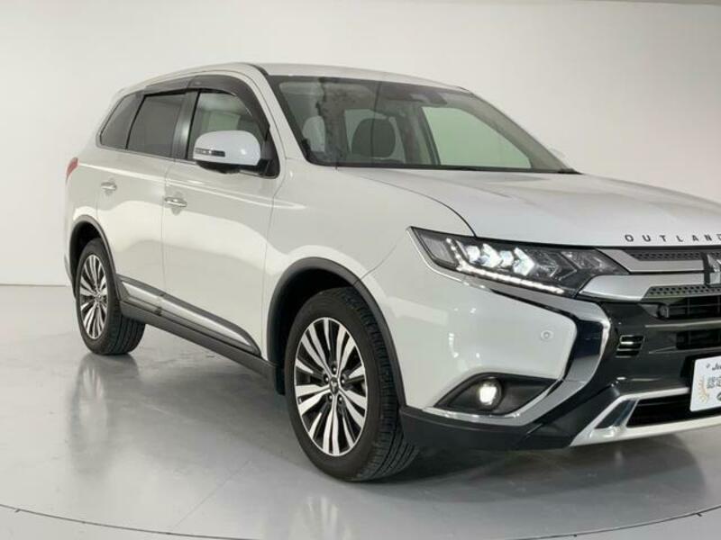 OUTLANDER