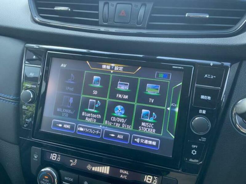 X-TRAIL