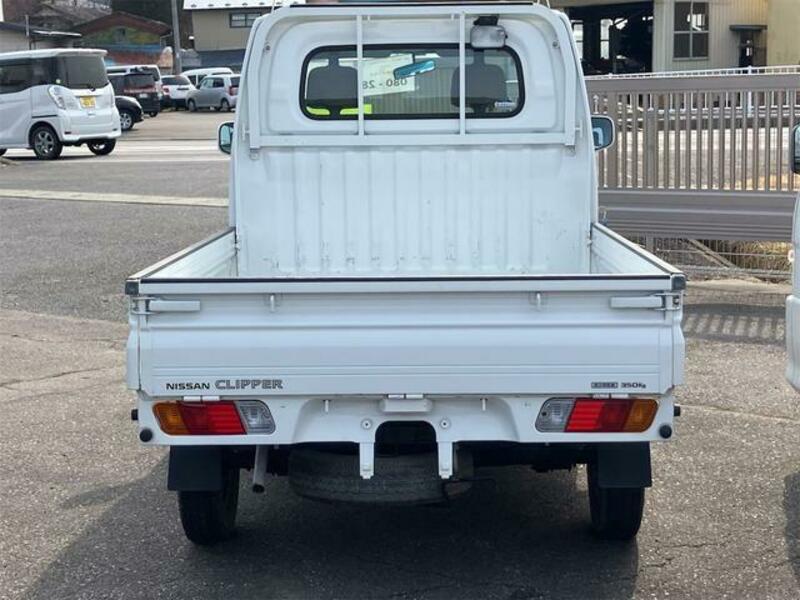 CLIPPER TRUCK